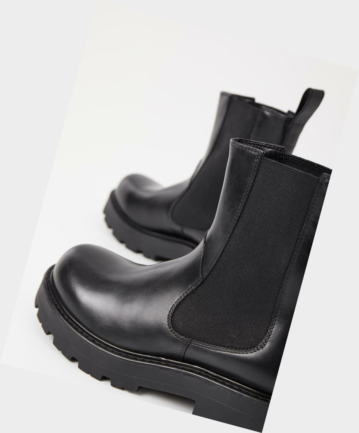 Women's Vagabond Cosmo 2.0 Chelsea Boots Black | RGLHJX430