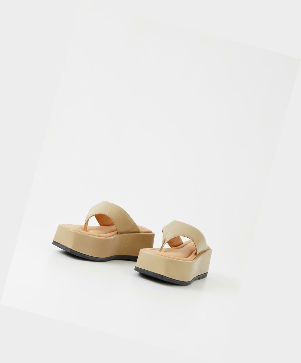 Women's Vagabond Juno Platform Sandals Beige | FSNECV217