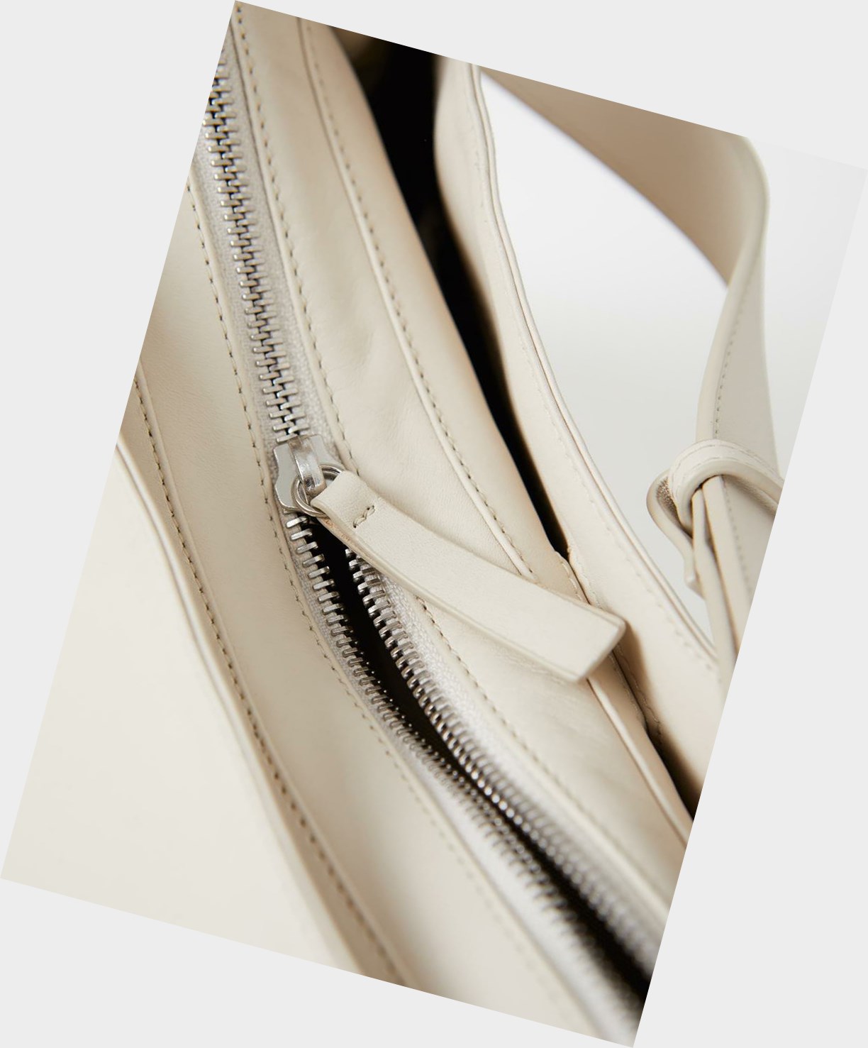 Women's Vagabond Minori Bags White | LOHERV058