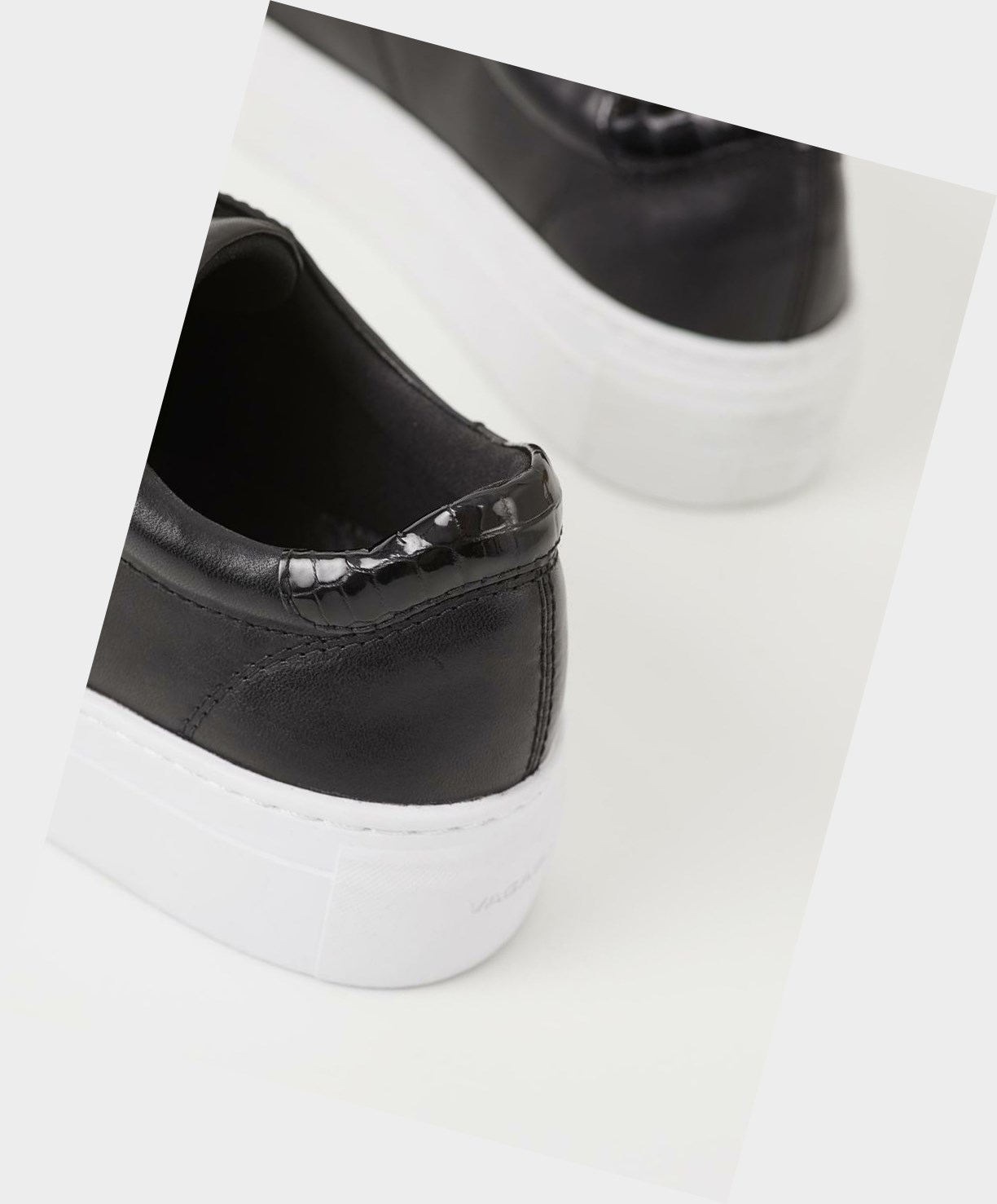 Women's Vagabond Zoe Platform Low Top Sneakers Black | FJDTSU683