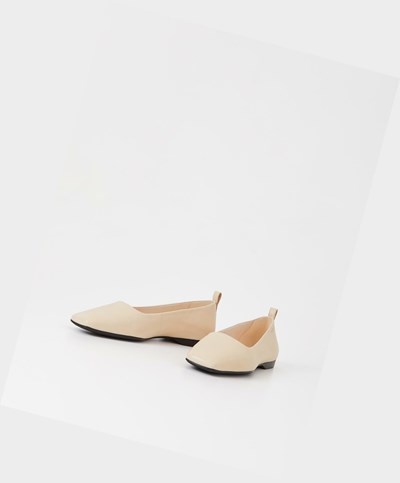 Women's Vagabond Delia Flats White | MECRFB936